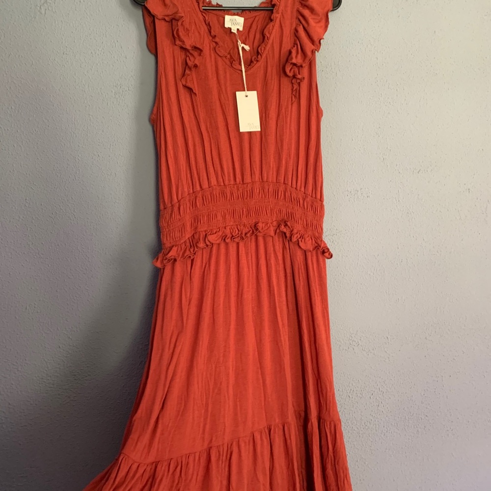 Women’s dress, size XL NEW with tags 💛